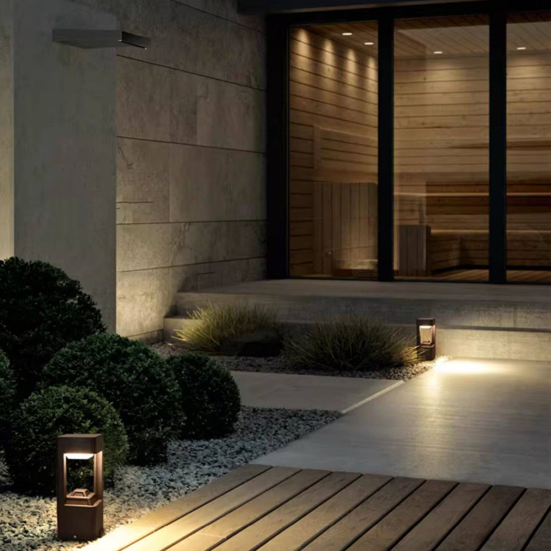 Luminous floor lamp courtyard  - Outdoor Lighting And Decor recension och pris