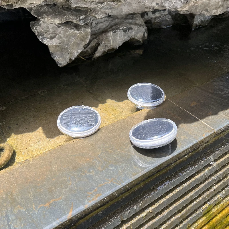 Solar-powered outdoor water fe - Outdoor Lighting And Landscape recension och pris