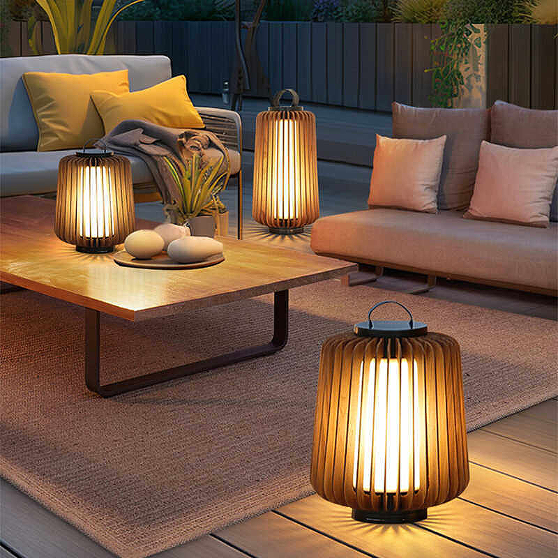 Luminous floor lamp courtyard  - Outdoor Lighting And Decor recension och pris
